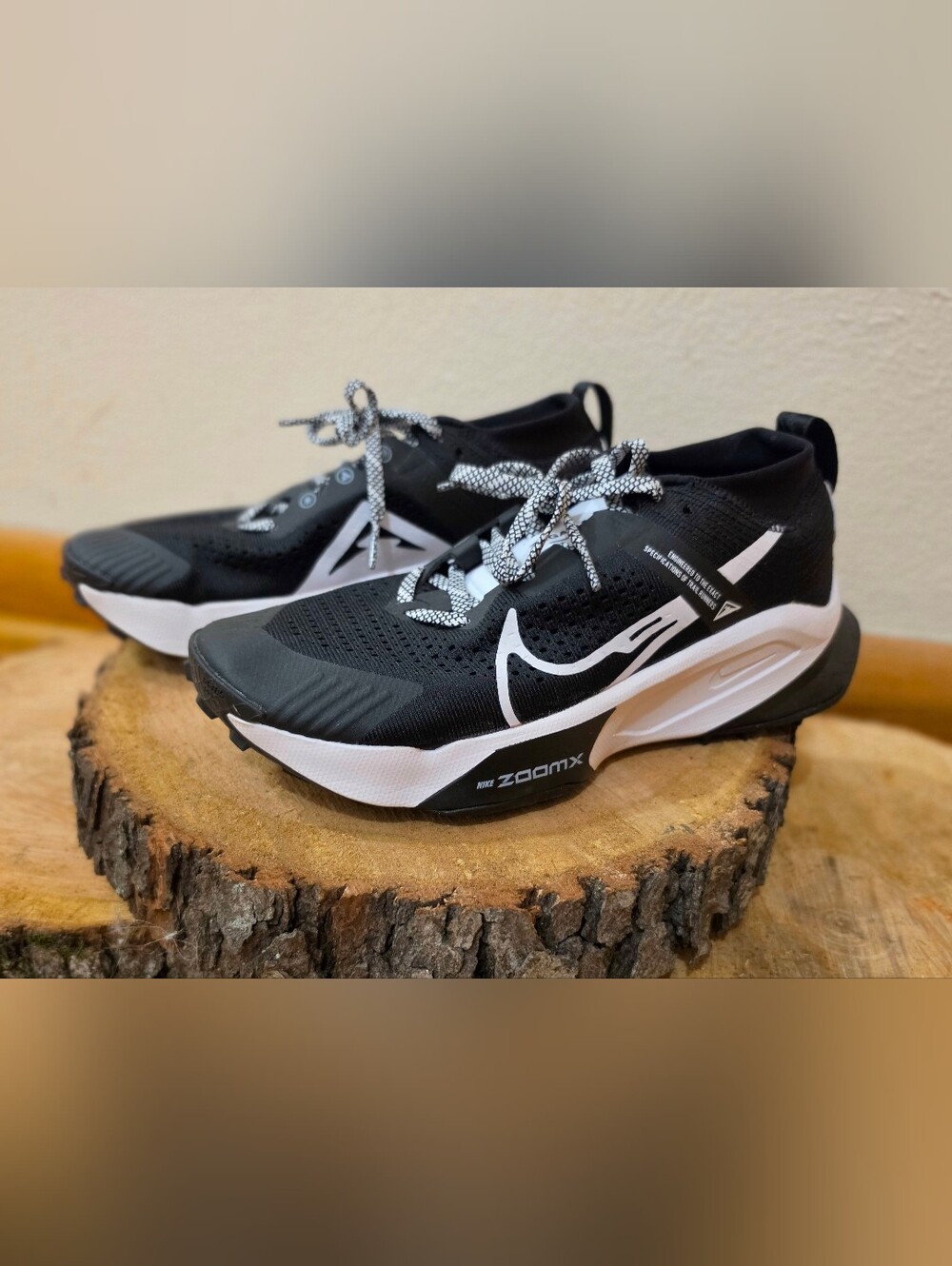 Nike - ZoomX Zegama Trail Running Shoe - Women's 7.5